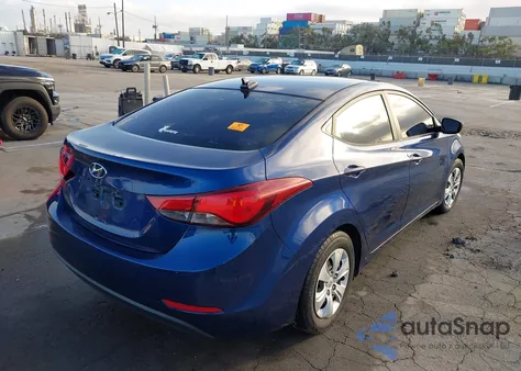 2016 Hyundai Elantra Se z USA, uszkodzony, nr VIN 5NPDH4AE5GH730690